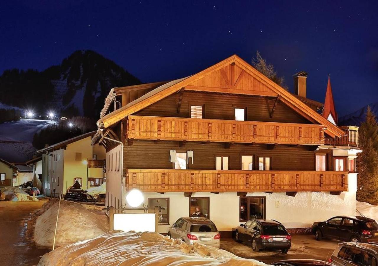 Gaestehaus Zugspitzblick Berwang Exterior photo